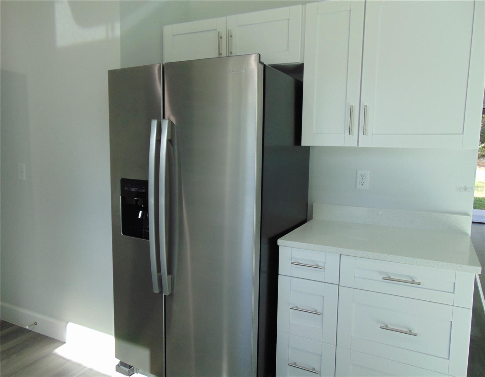 Image 6 of 13 For 13558 114th Lane