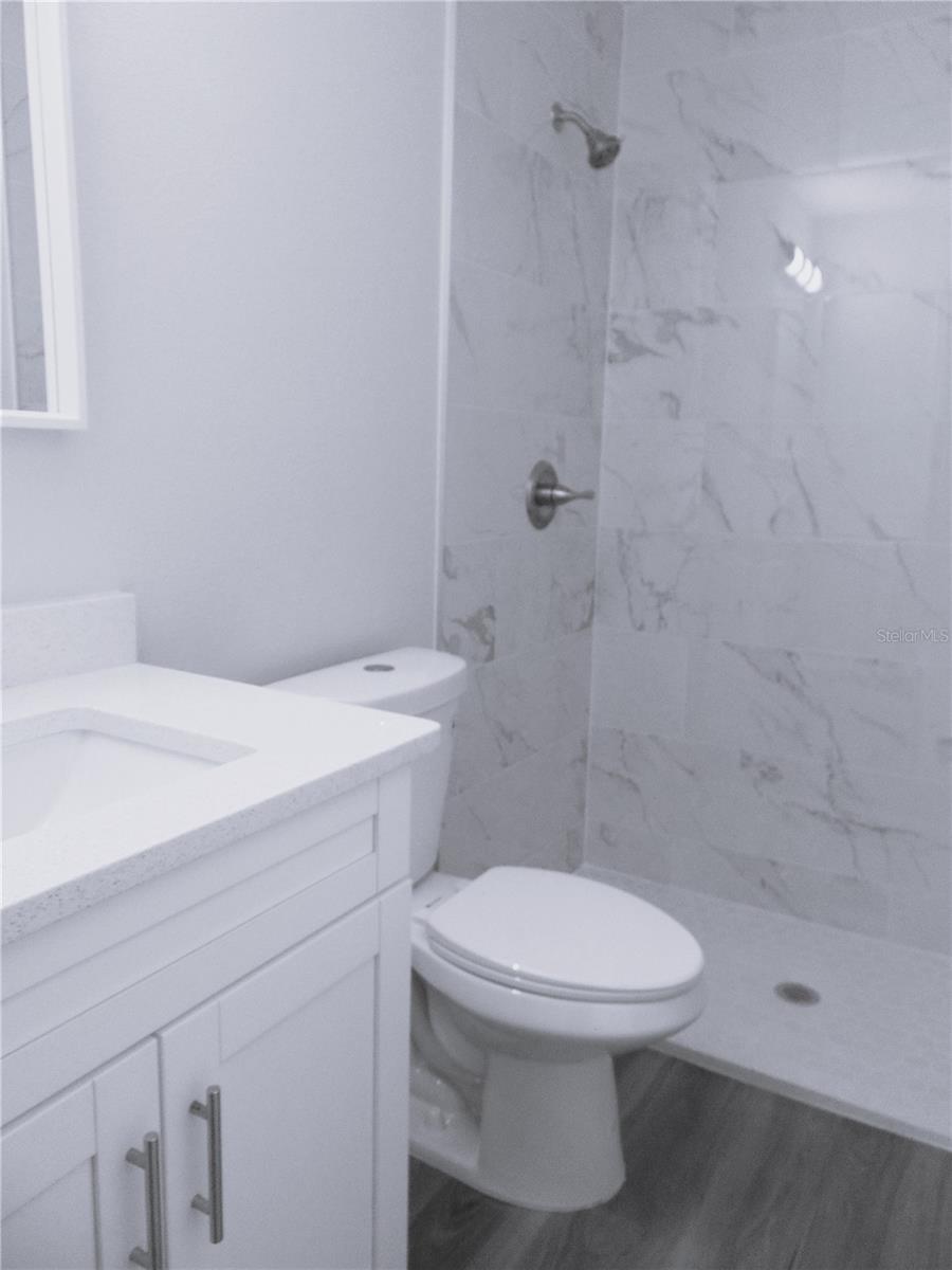 Image 9 of 13 For 13558 114th Lane