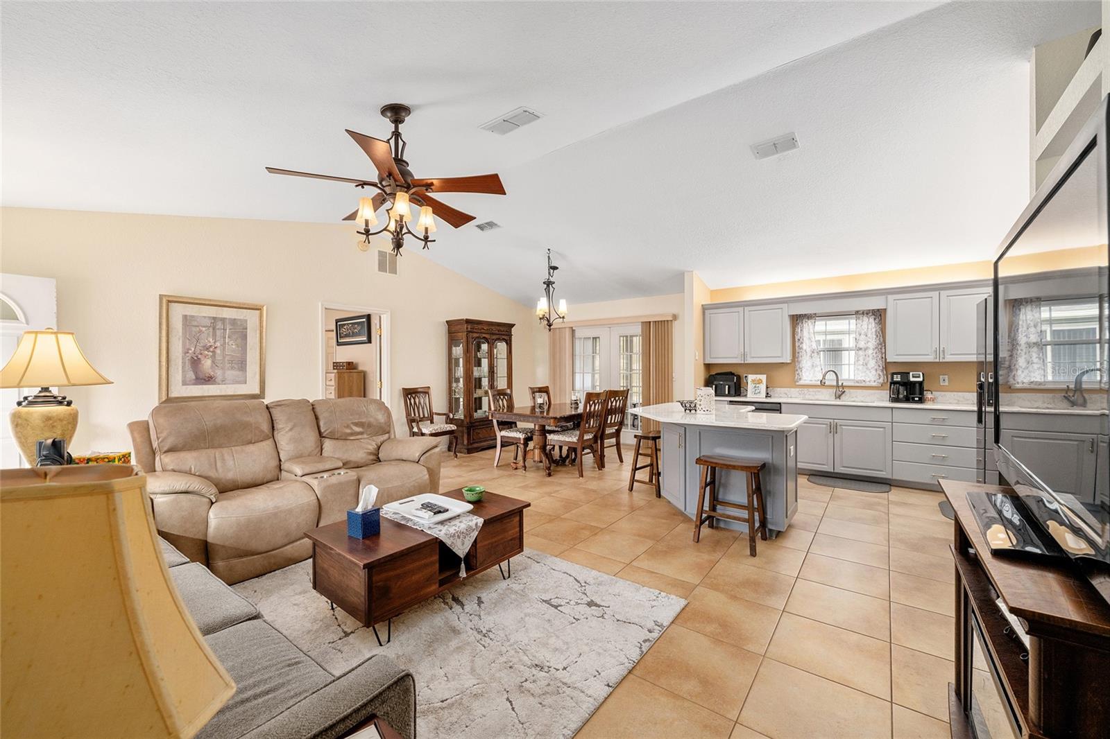 Image 11 of 67 For 8516 137th Loop