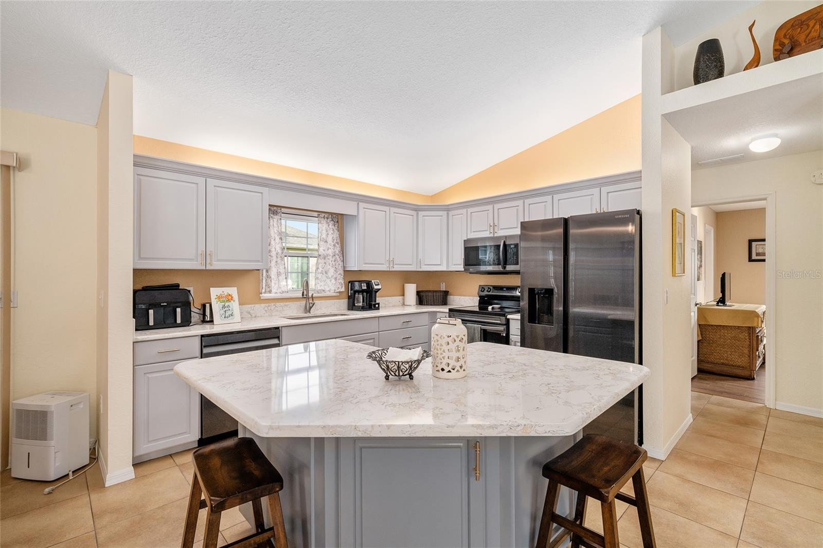 Image 17 of 67 For 8516 137th Loop