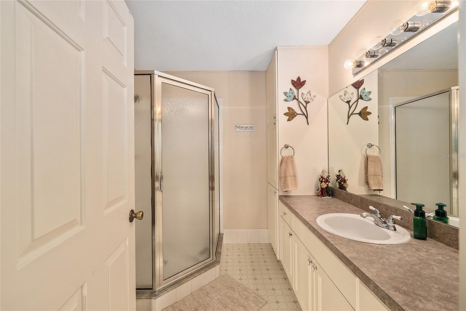 Image 23 of 67 For 8516 137th Loop