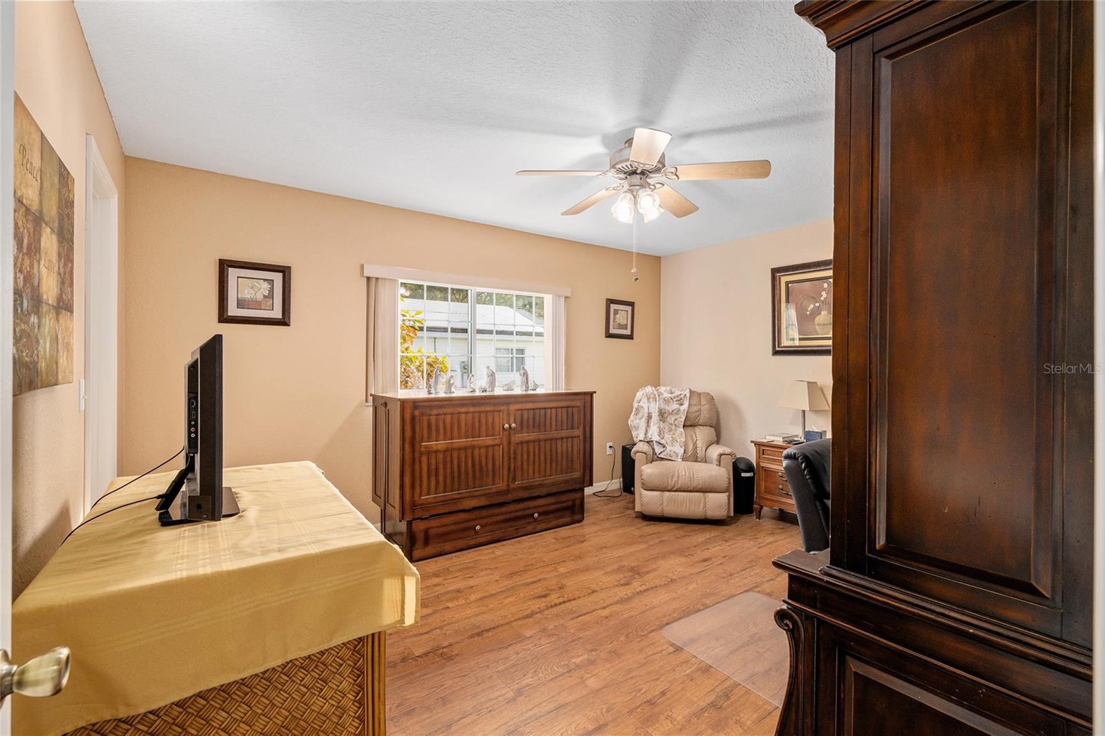 Image 26 of 67 For 8516 137th Loop