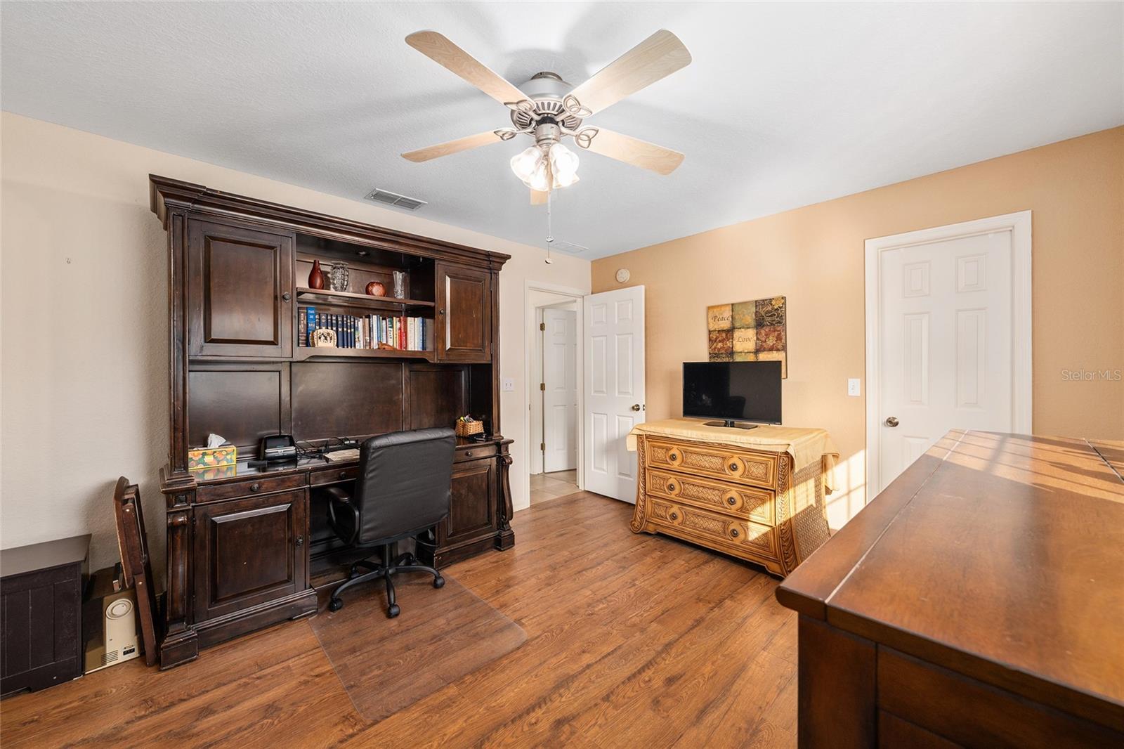 Image 27 of 67 For 8516 137th Loop