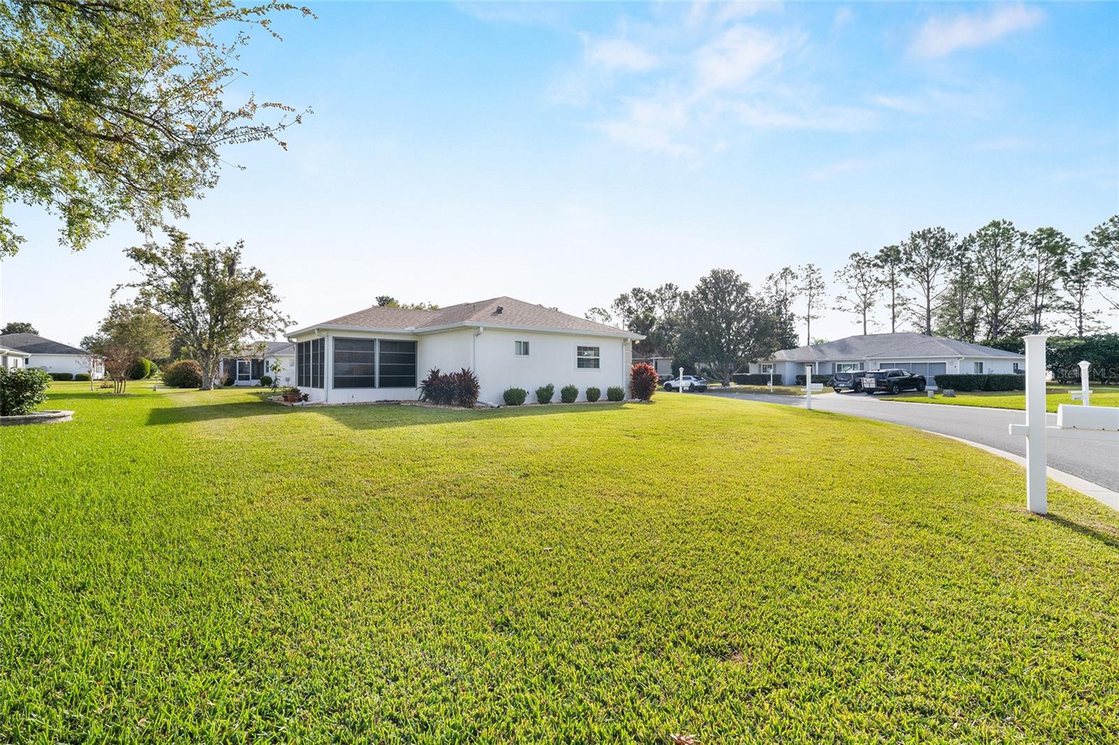 Image 34 of 67 For 8516 137th Loop