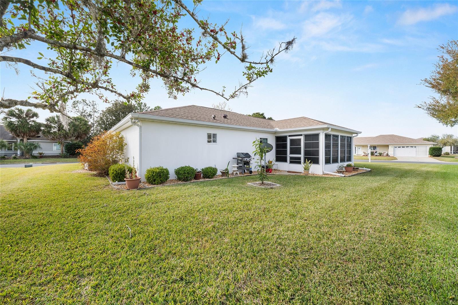 Image 35 of 67 For 8516 137th Loop