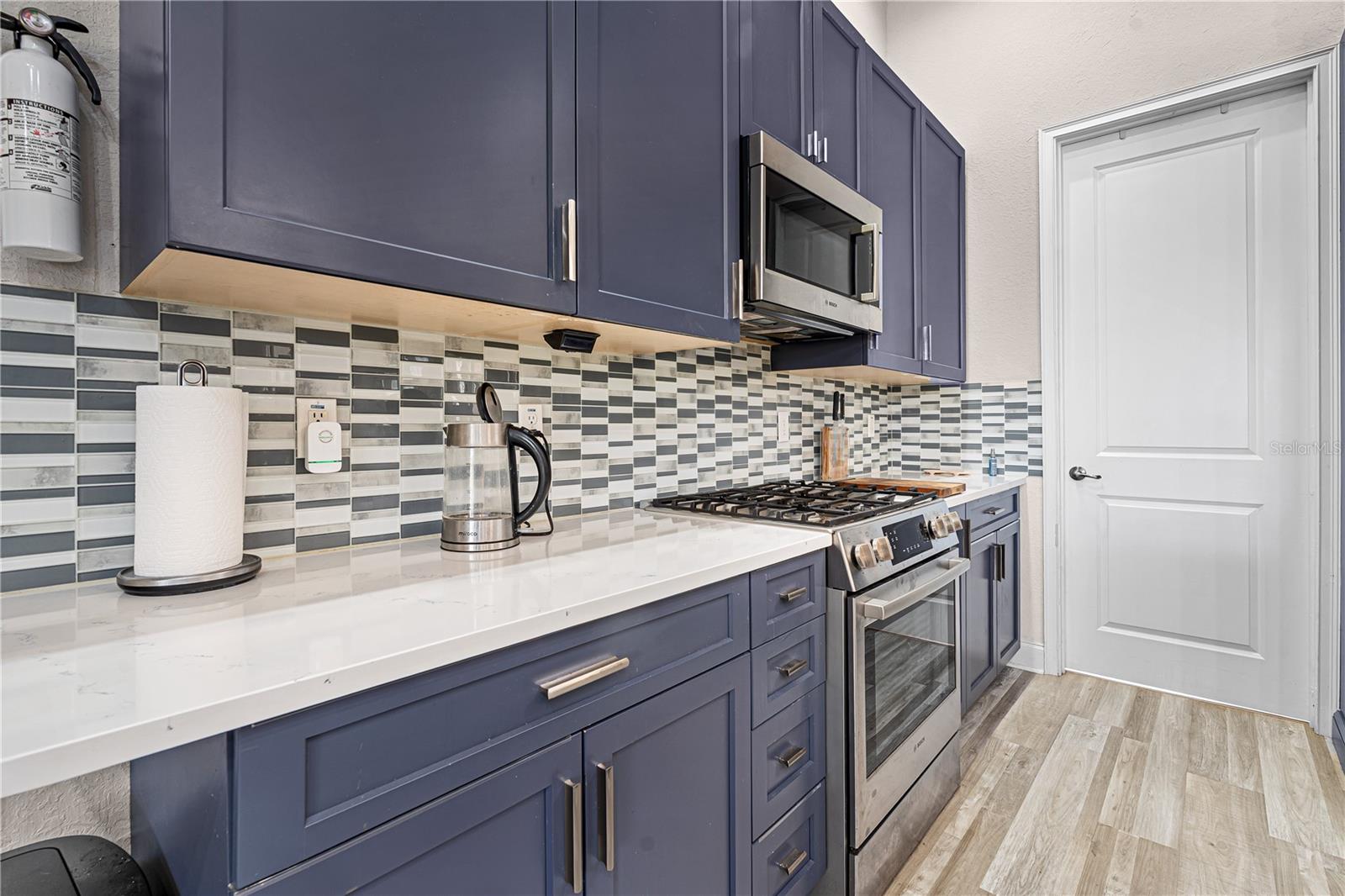 Listing photo id 13 for 16421 Highway 326