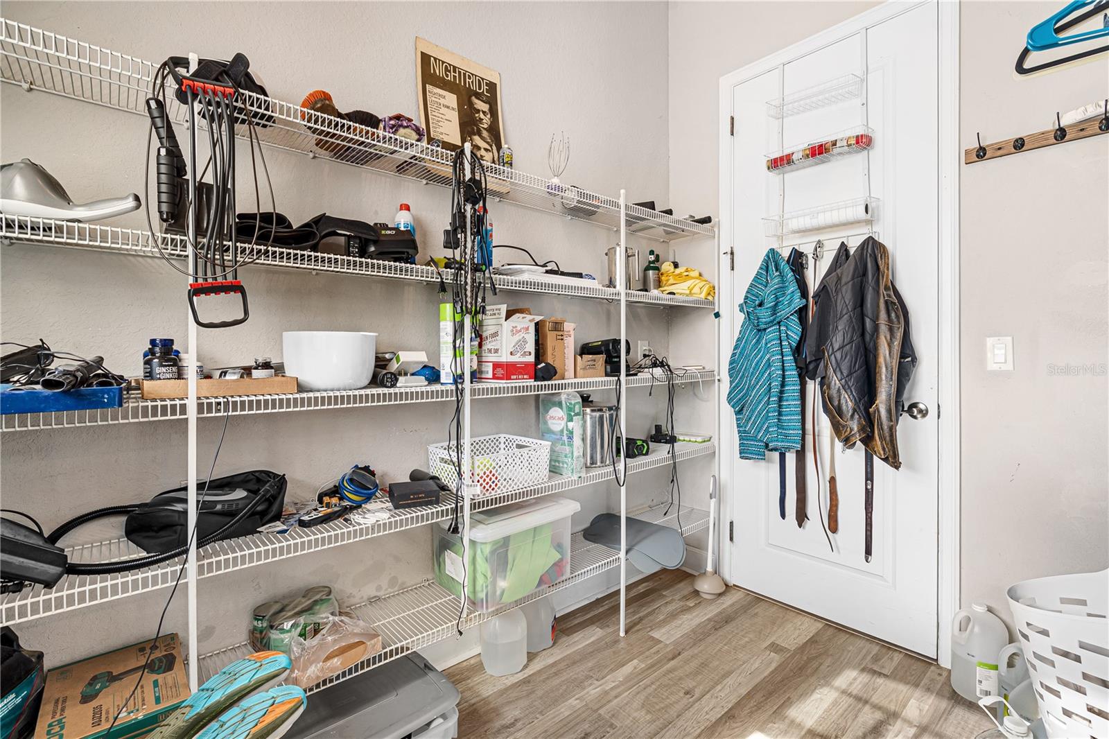 Listing photo id 16 for 16421 Highway 326