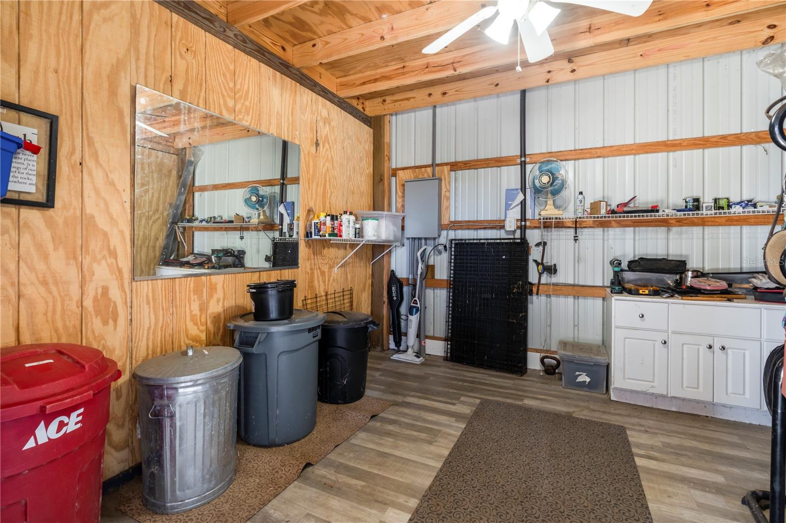 Listing photo id 42 for 16421 Highway 326