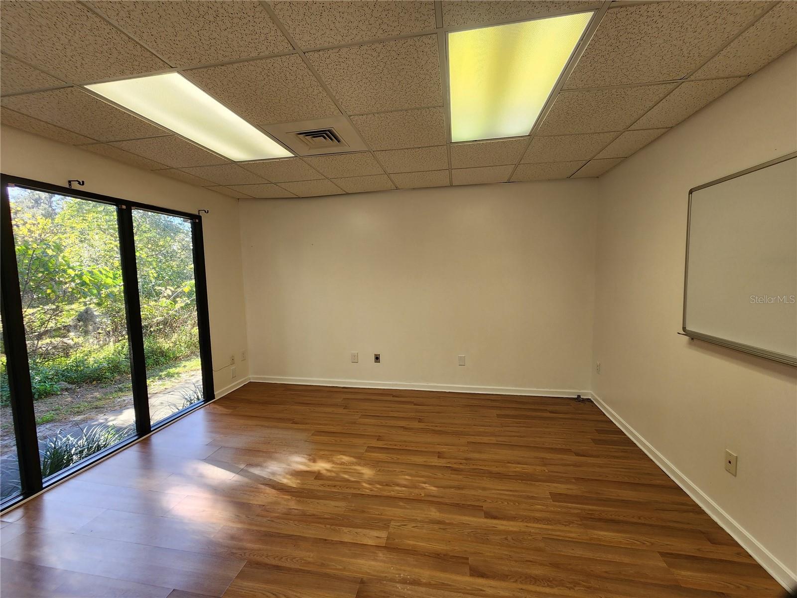 Image 19 of 22 For 150 17 Street 701