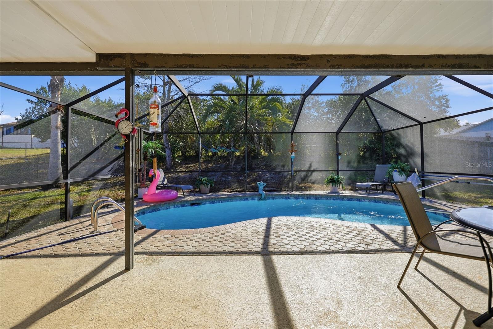 Listing photo id 28 for 3776 Honeylocust Drive