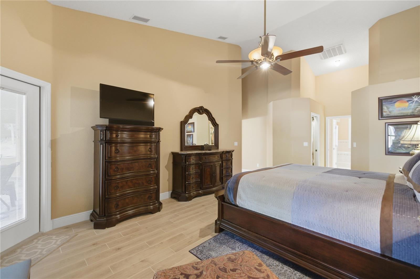 Image 17 of 36 For 7145 181st Avenue