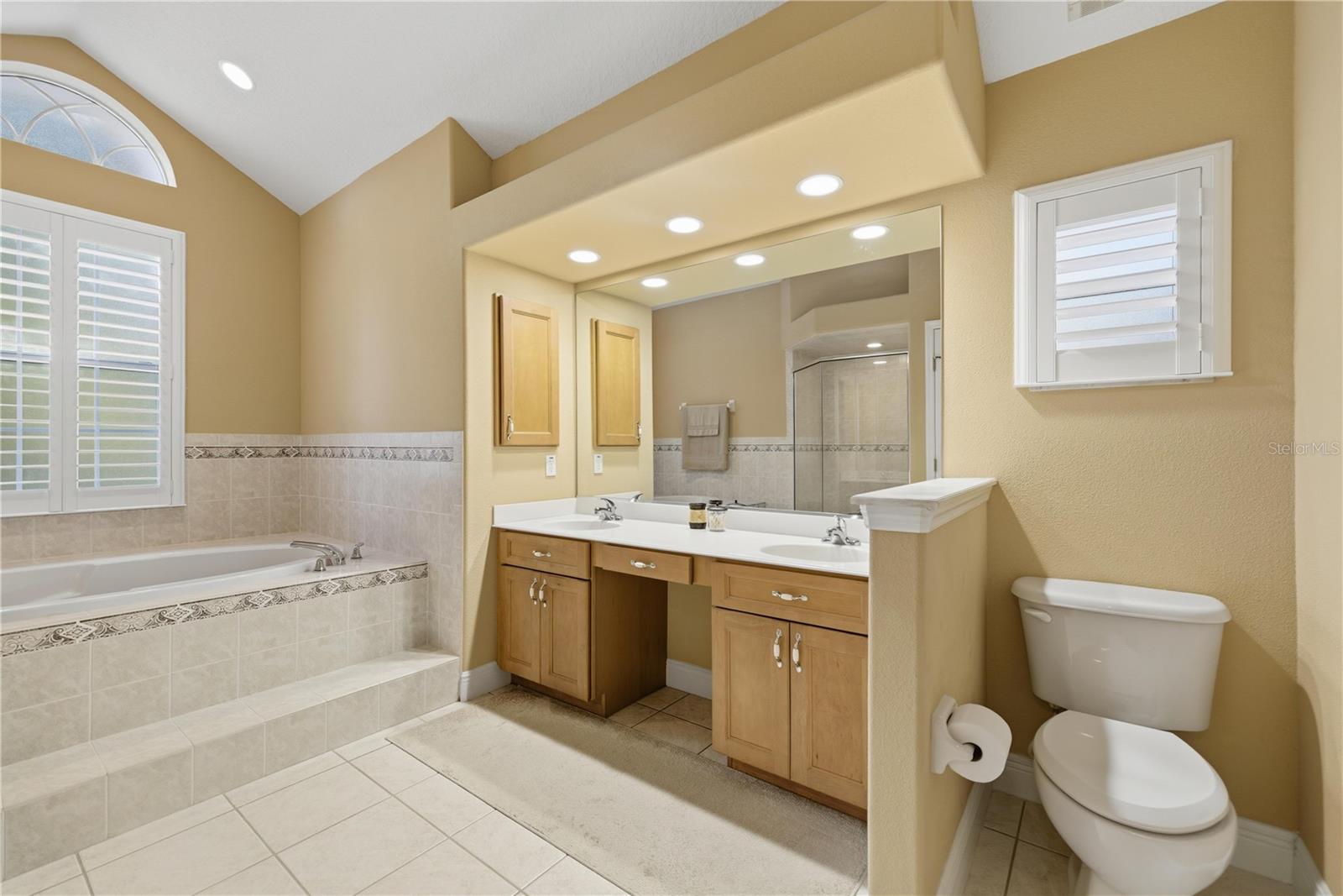 Image 18 of 36 For 7145 181st Avenue