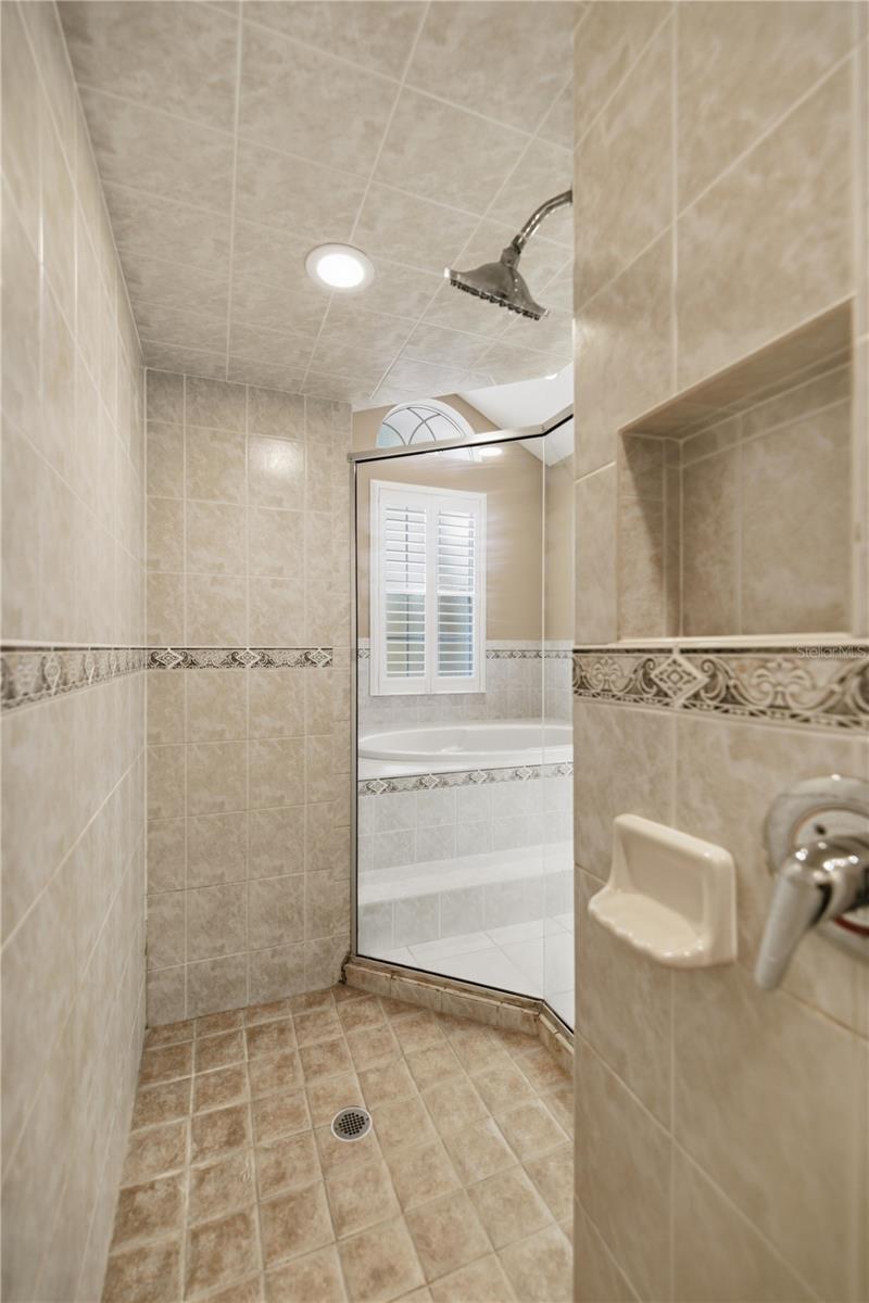 Image 20 of 36 For 7145 181st Avenue