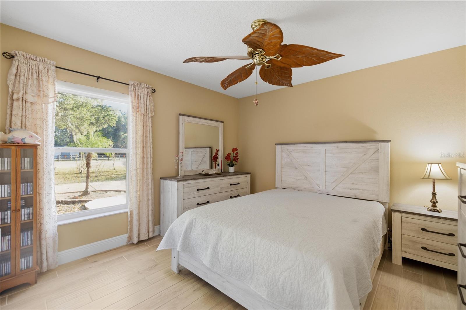 Image 23 of 36 For 7145 181st Avenue