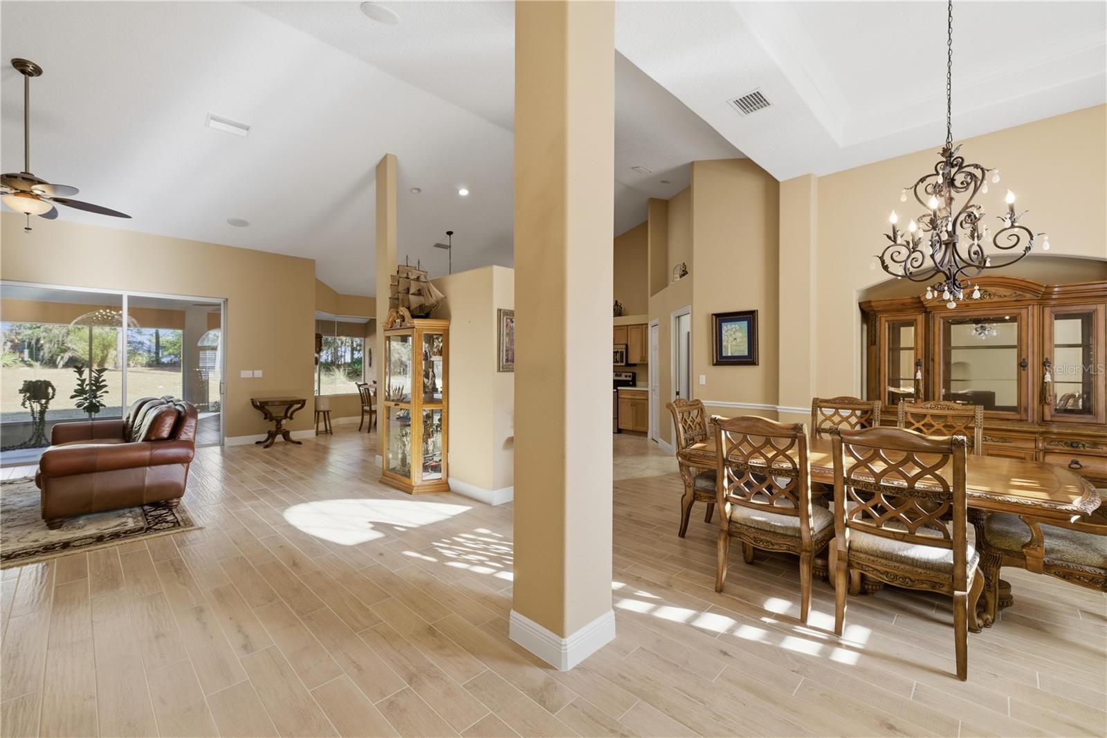 Image 6 of 36 For 7145 181st Avenue