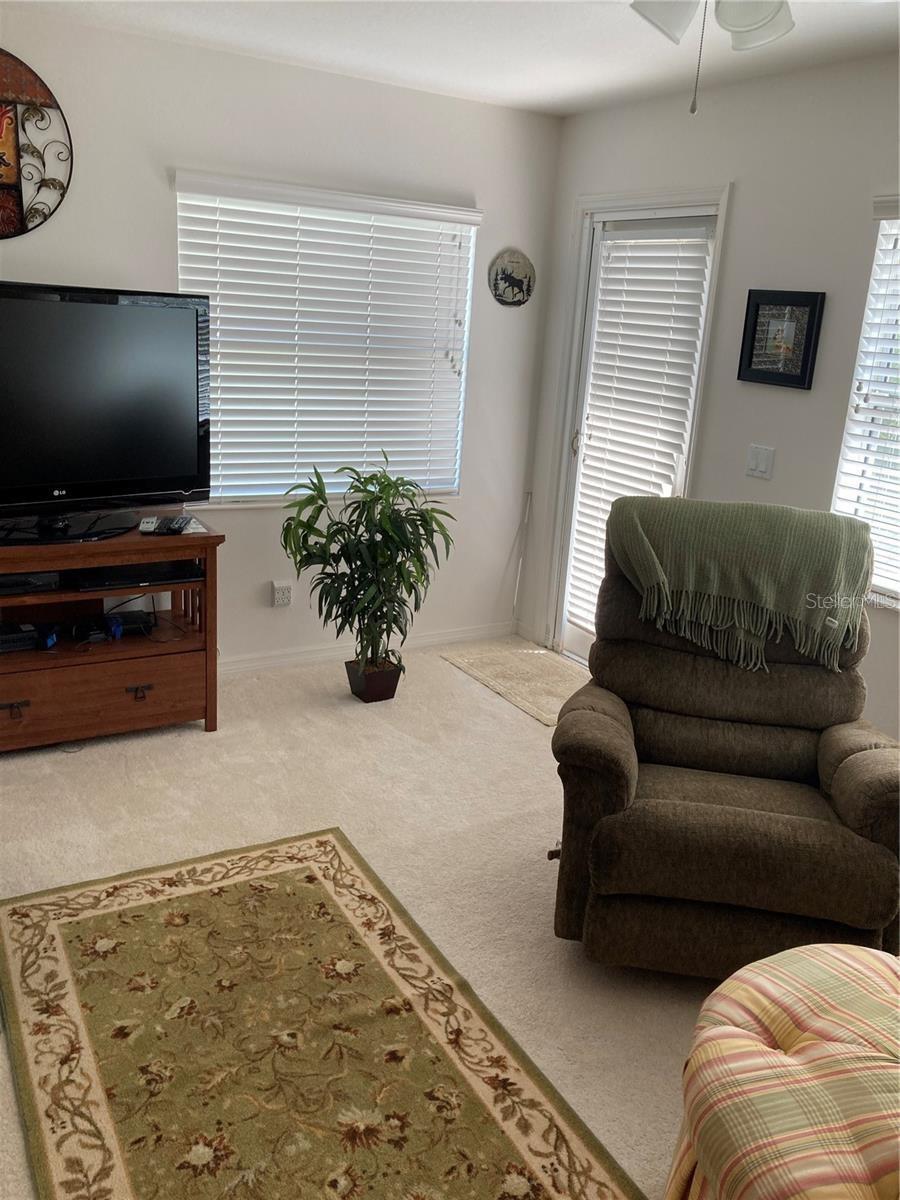 Image 4 of 8 For 9033 103rd Avenue