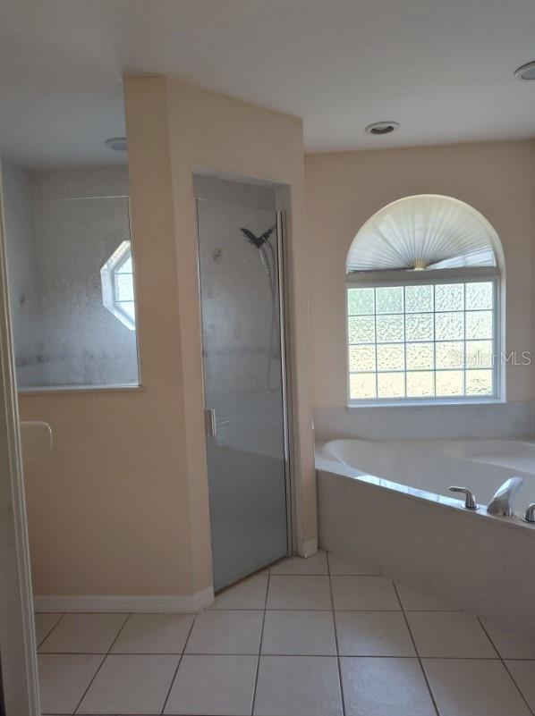 Image 8 of 15 For 10330 54th Court