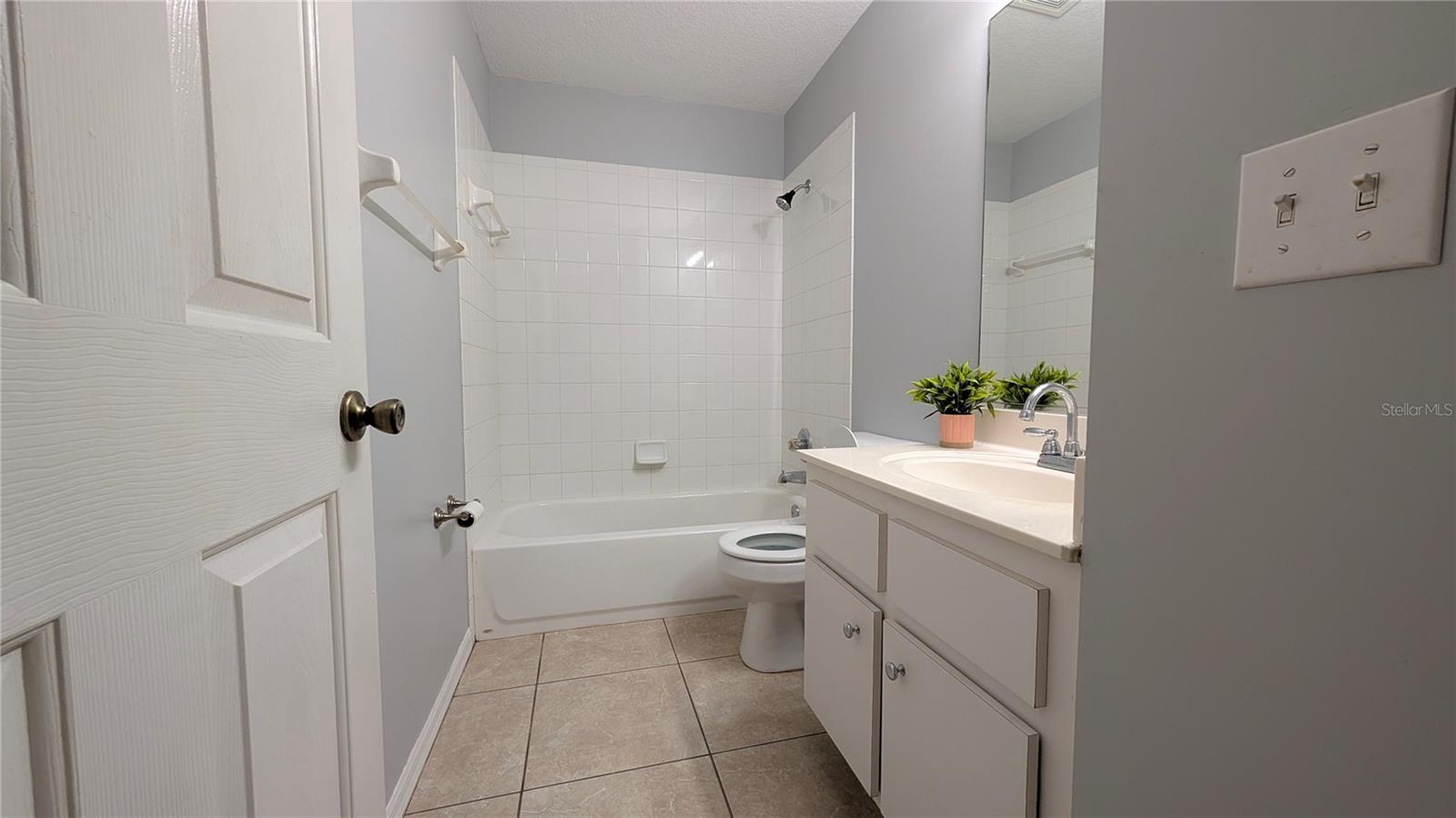 Image 12 of 28 For 26 Hemlock Terrace Drive