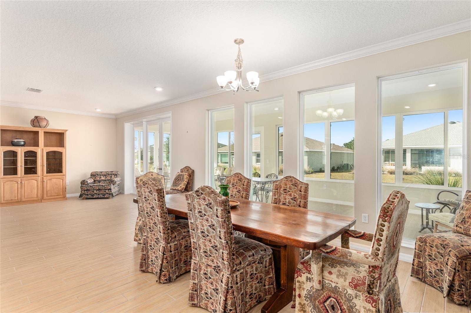 Image 19 of 69 For 10621 98th Lane