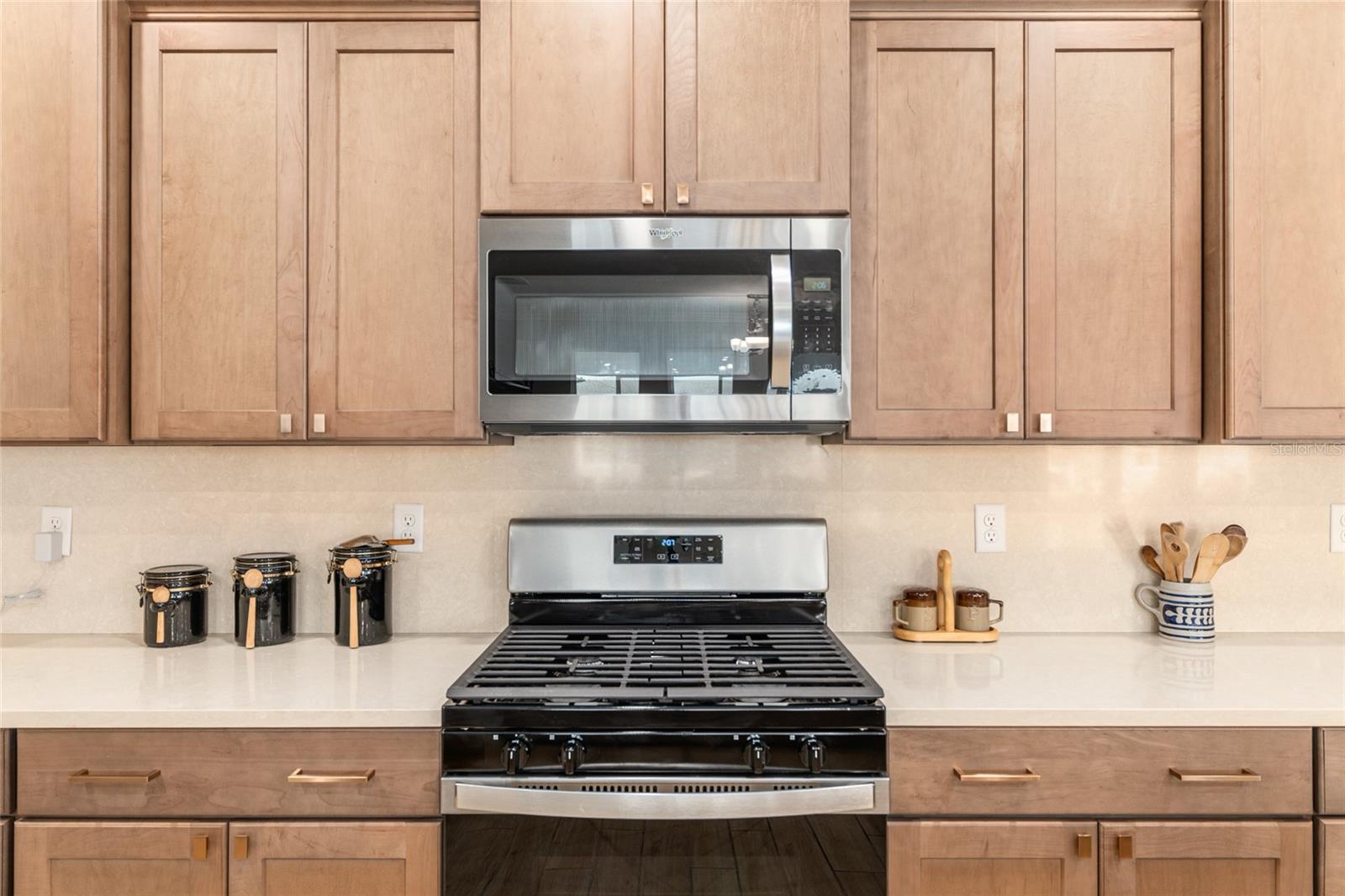 Image 28 of 69 For 10621 98th Lane