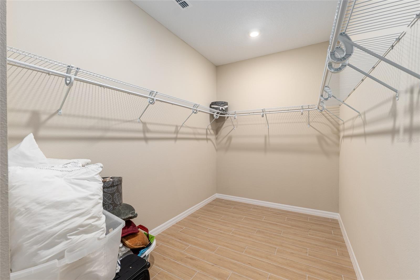 Image 40 of 69 For 10621 98th Lane