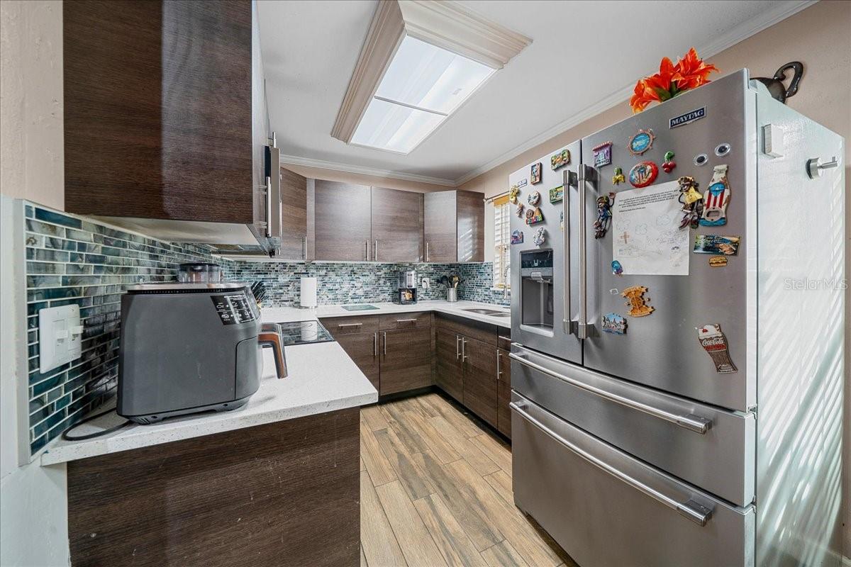 Image 12 of 62 For 8307 Esperanza Street