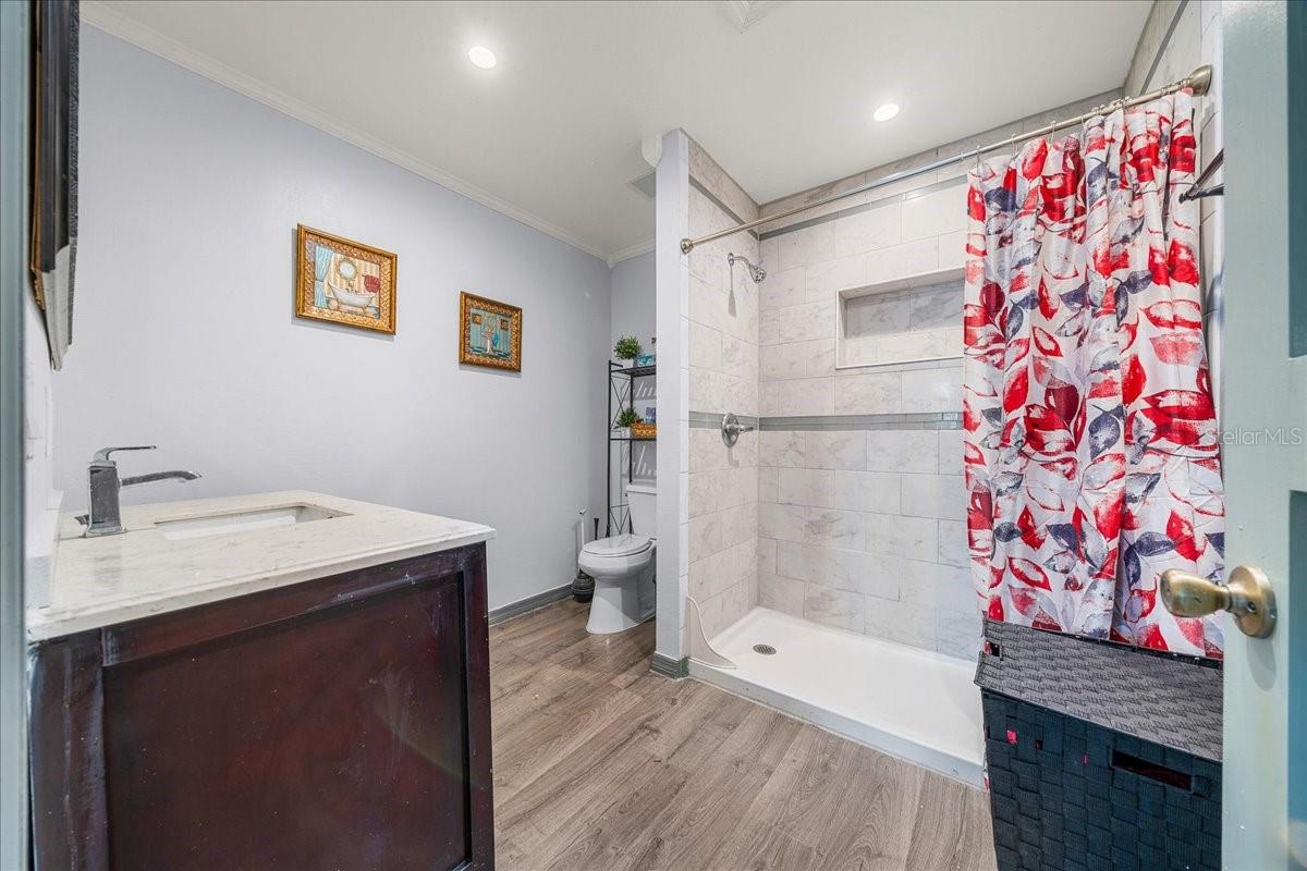 Image 23 of 62 For 8307 Esperanza Street