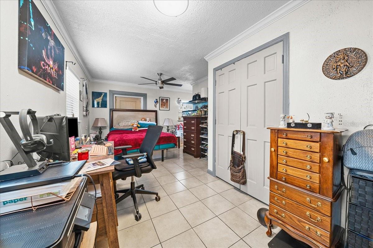 Image 29 of 62 For 8307 Esperanza Street