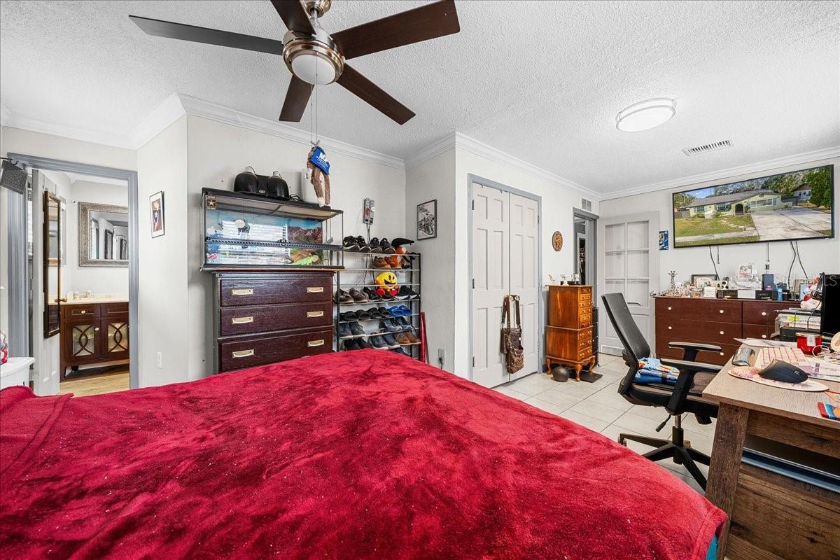 Image 30 of 62 For 8307 Esperanza Street