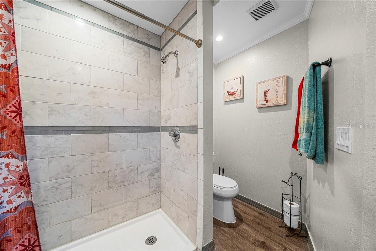 Image 34 of 62 For 8307 Esperanza Street