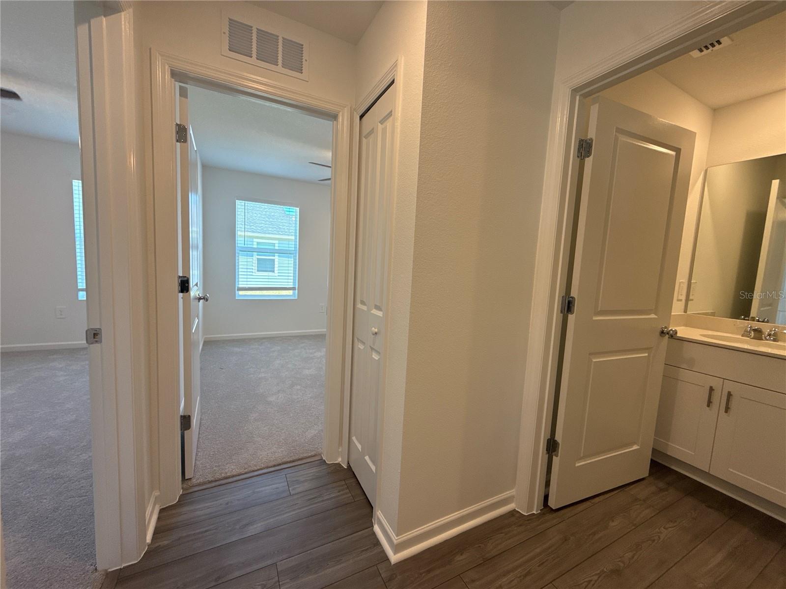 Image 15 of 18 For 3081 38th Lane