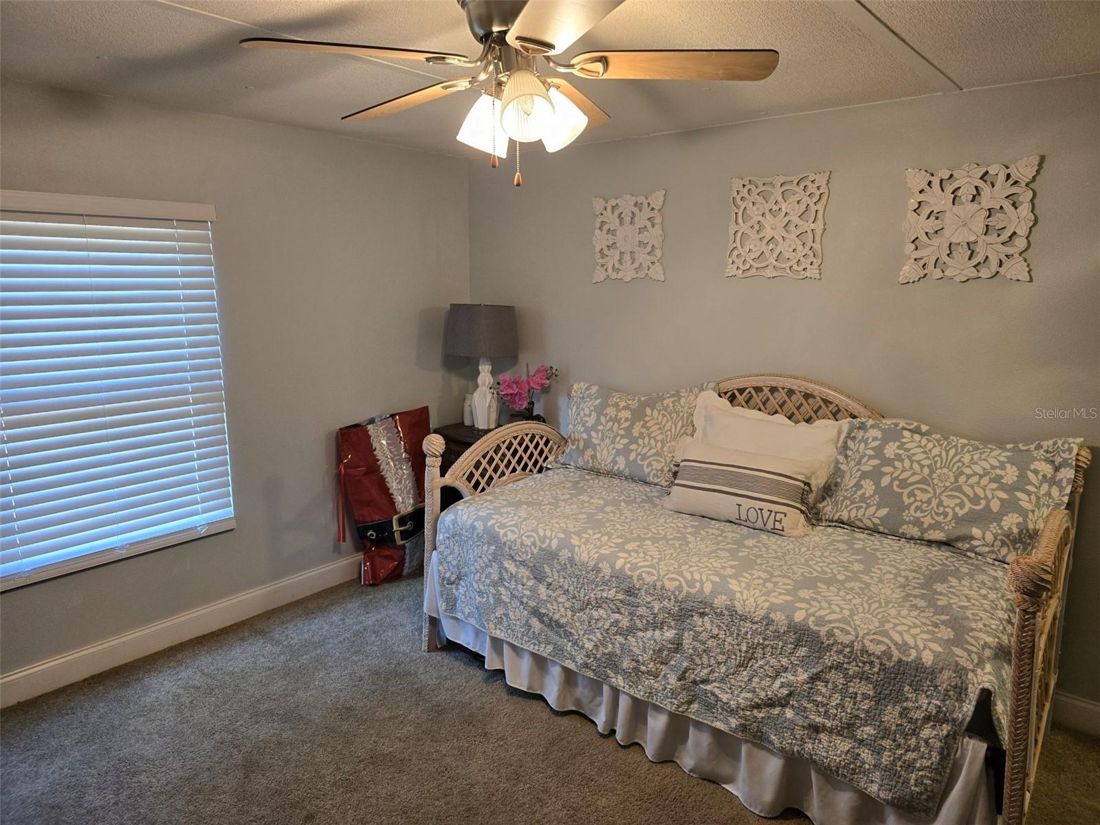 Image 11 of 40 For 4850 127th Court