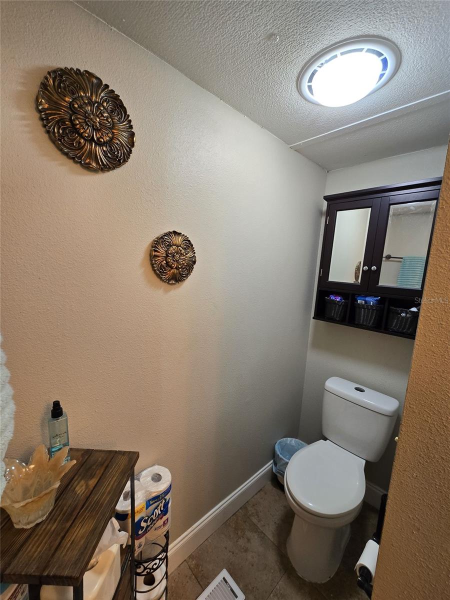 Image 17 of 40 For 4850 127th Court