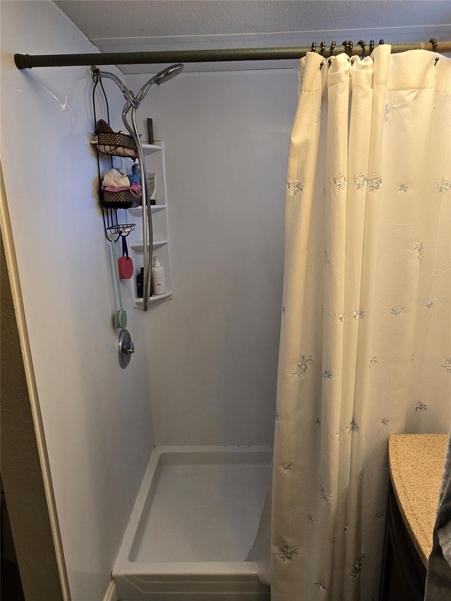 Image 18 of 40 For 4850 127th Court