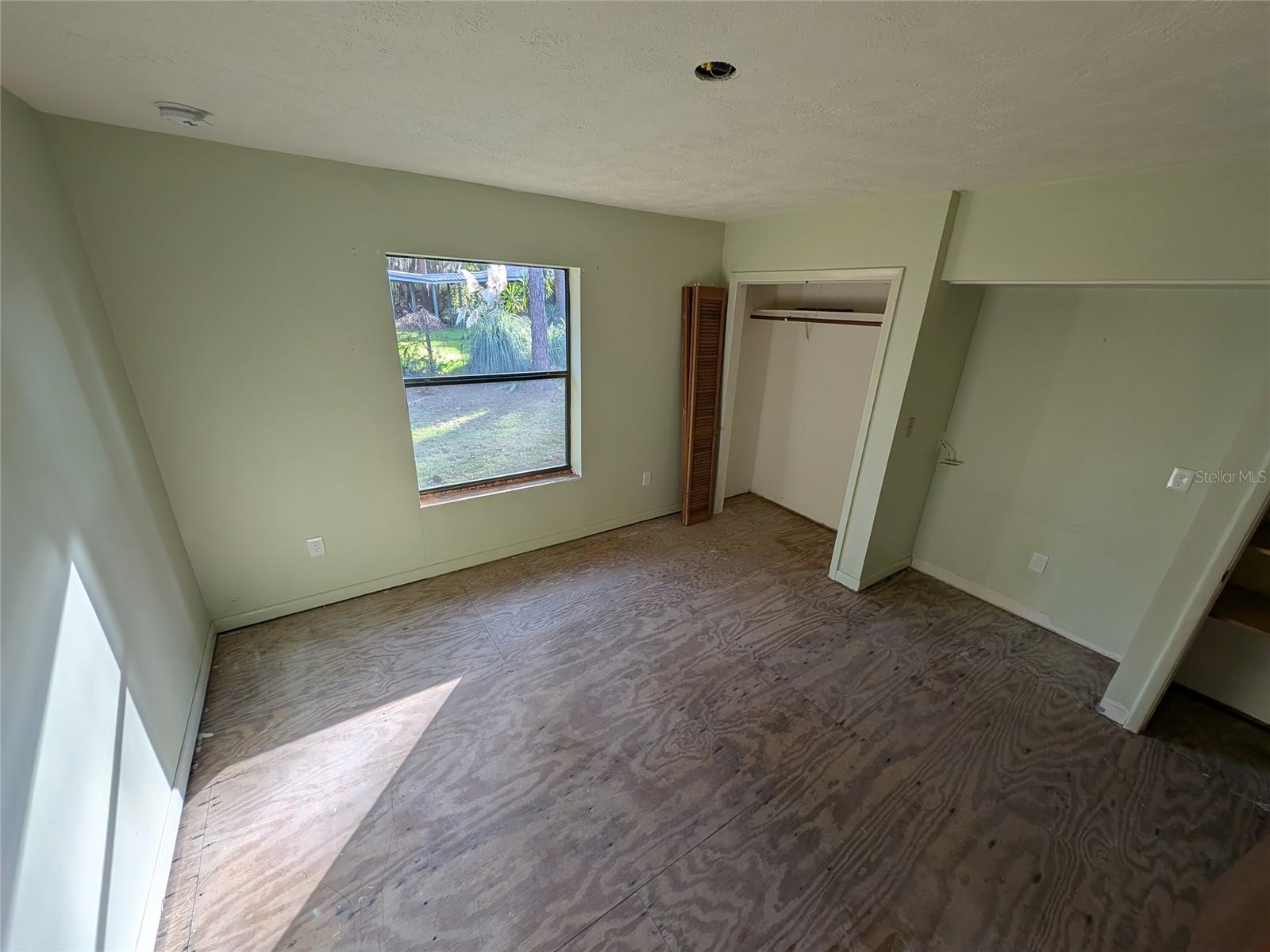 Image 36 of 48 For 161 Riley Lake Drive