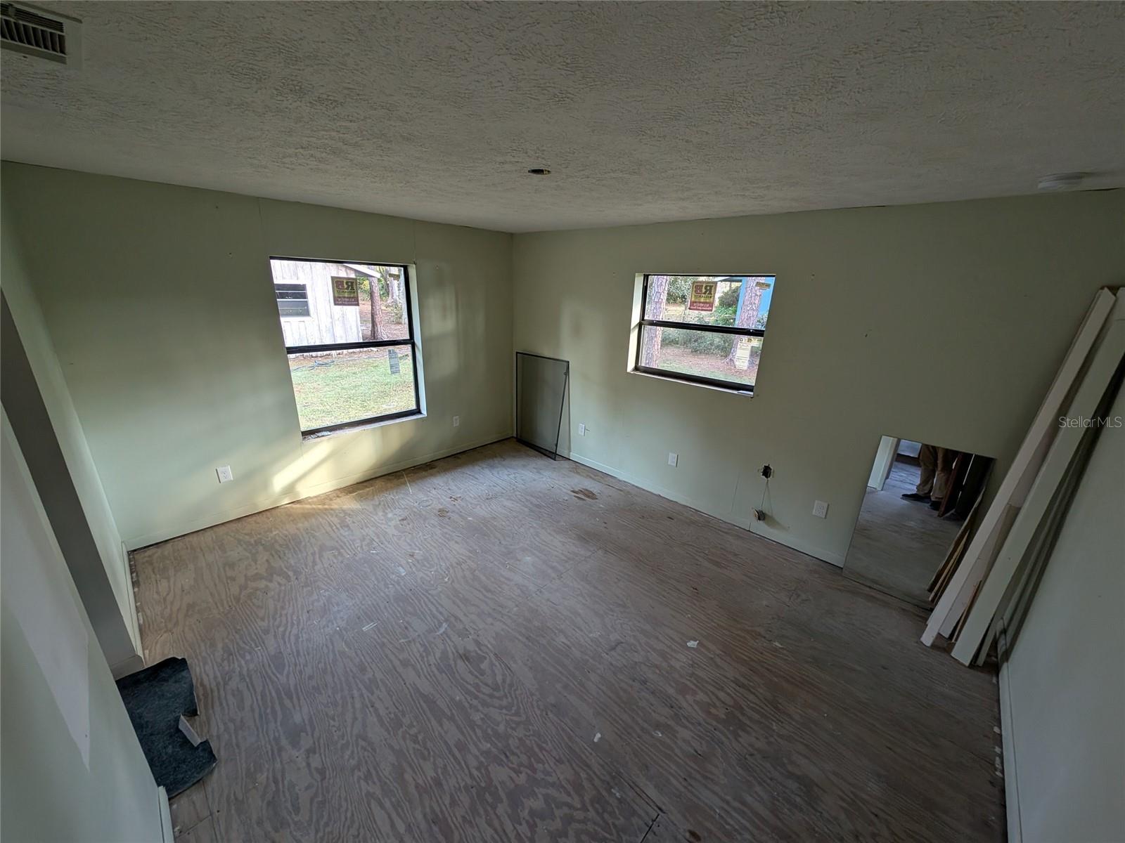 Image 37 of 48 For 161 Riley Lake Drive