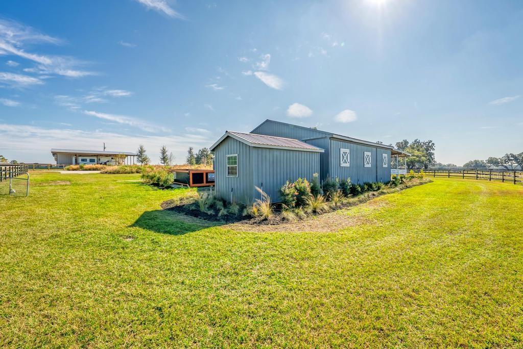 Image 14 of 95 For 15305 112th Place Road