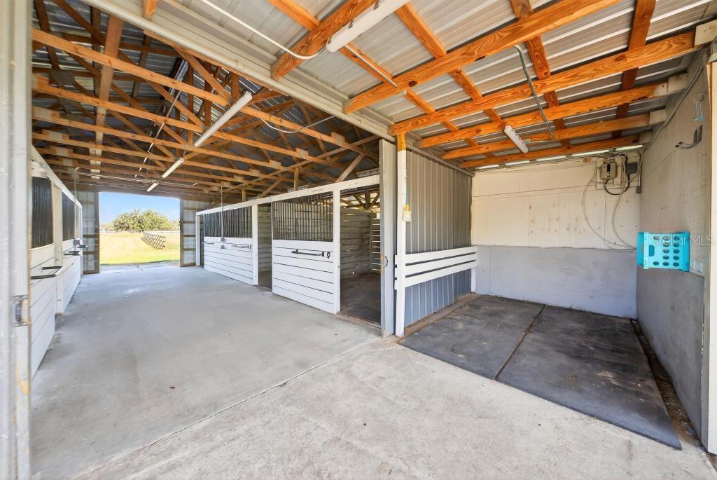 Image 41 of 95 For 15305 112th Place Road