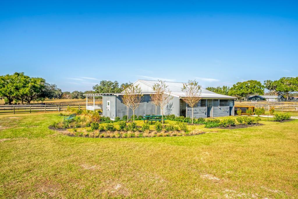 Image 8 of 95 For 15305 112th Place Road