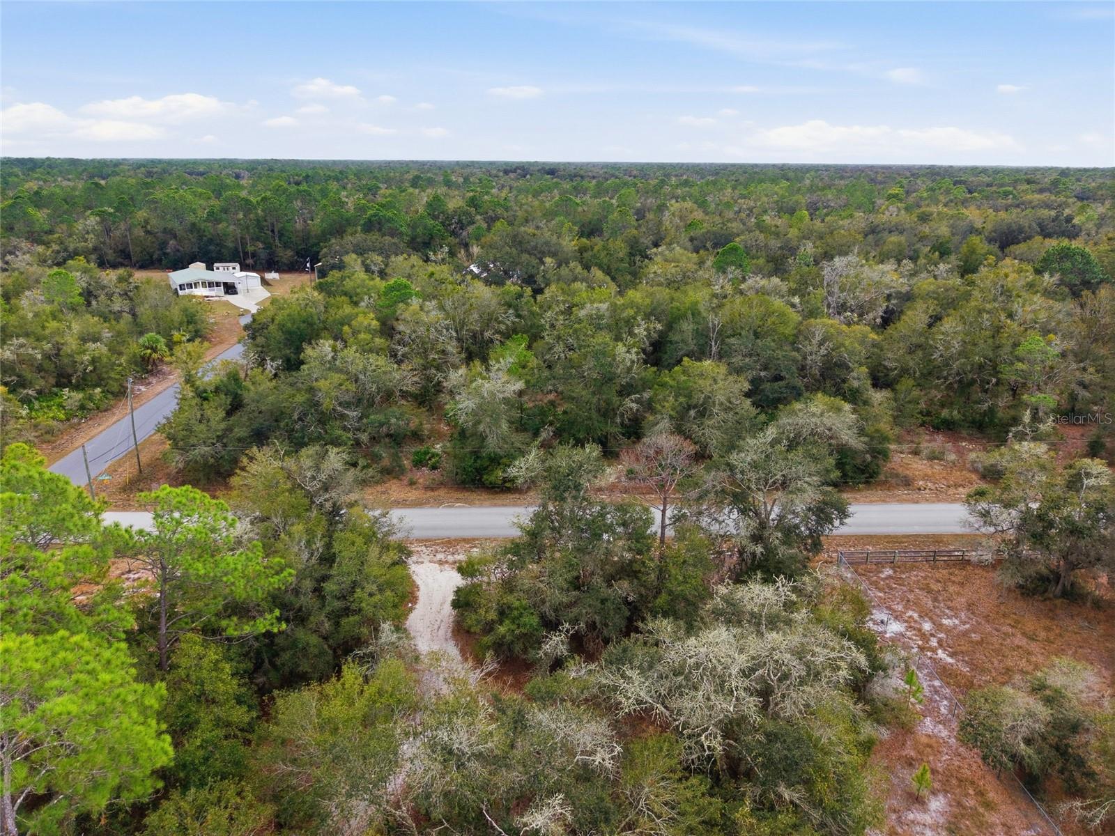 Image 26 of 27 For 9920 Pink Moss Point