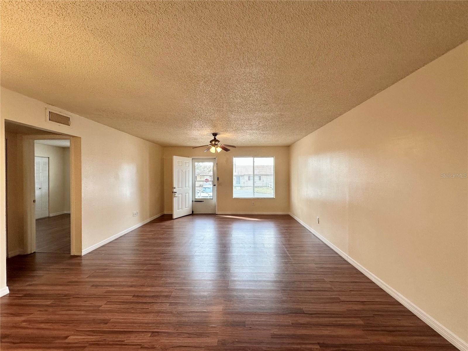 Image 3 of 11 For 343 Rosewood Lane 343