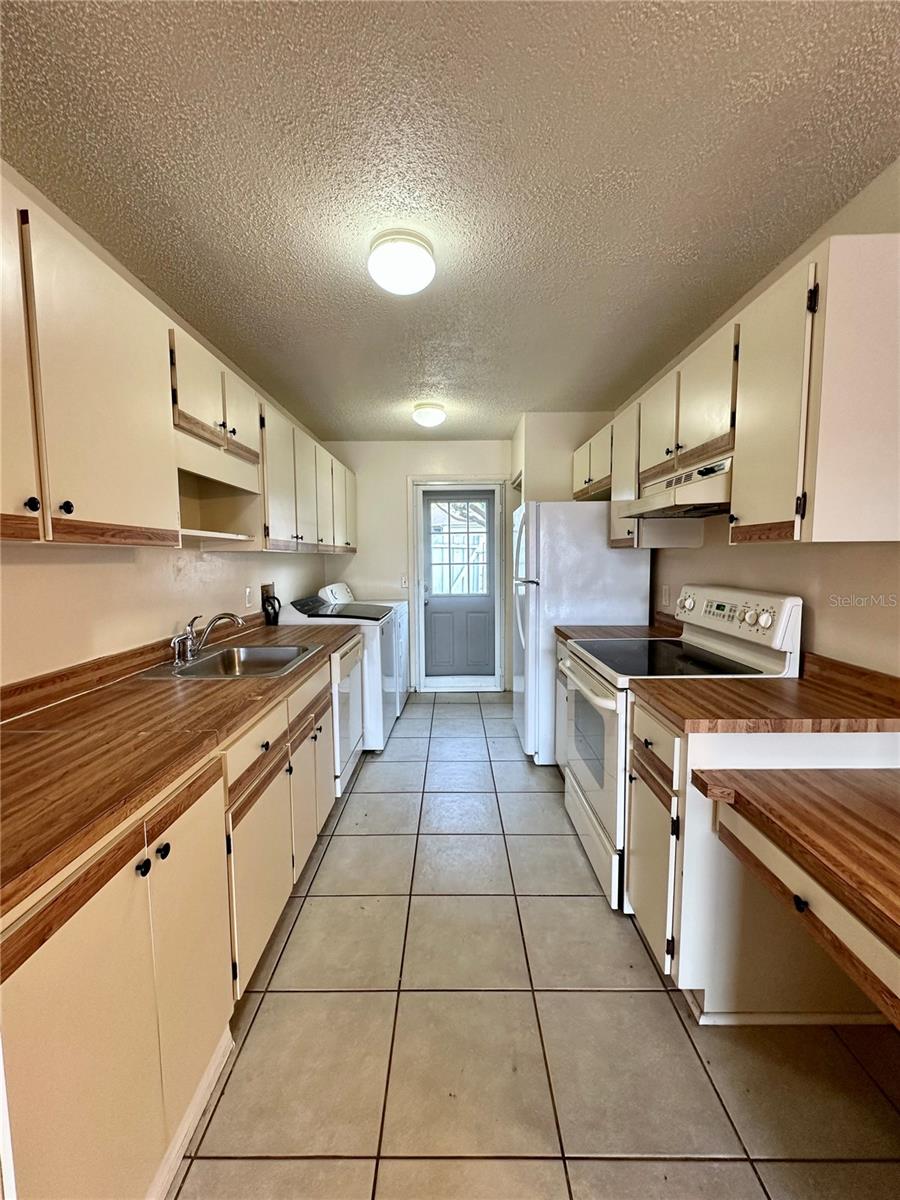 Image 6 of 11 For 343 Rosewood Lane 343