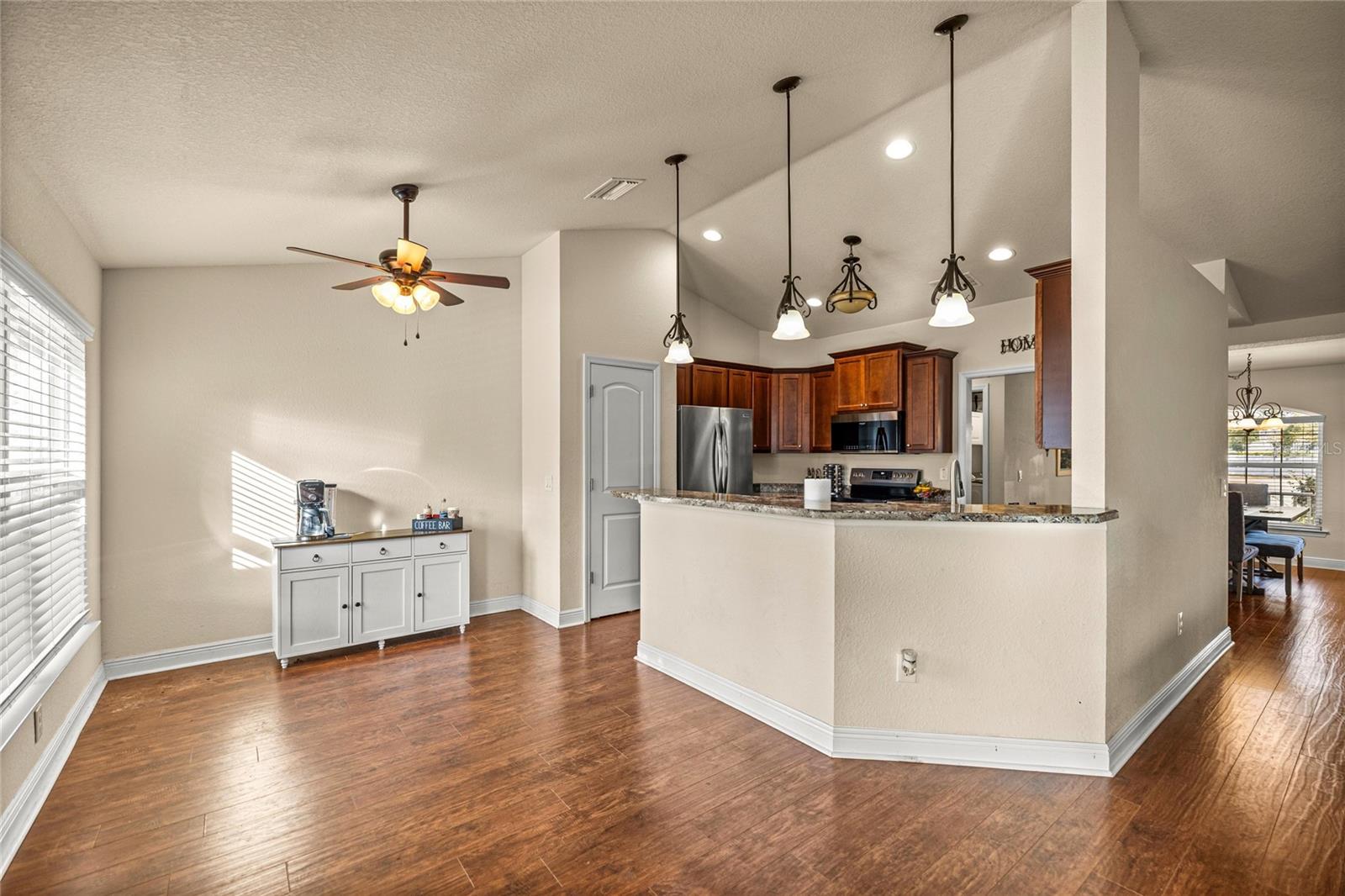 Image 10 of 38 For 4730 31st Street