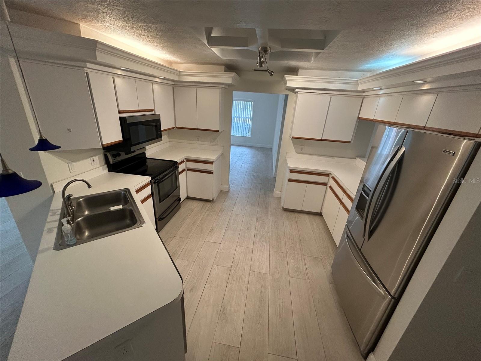 Image 27 of 32 For 8448 196th Avenue Road