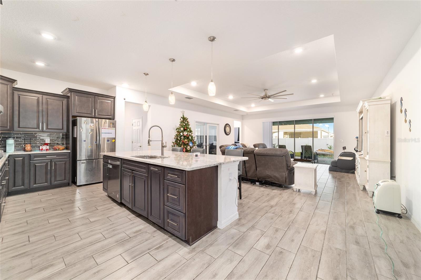 Image 10 of 35 For 6139 74th Court