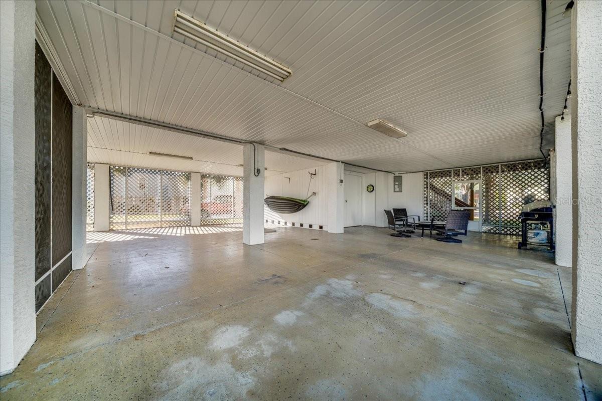 Listing photo id 38 for 11938 Blue Bayou Court 331