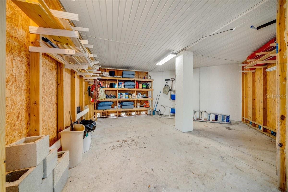 Listing photo id 40 for 11938 Blue Bayou Court 331