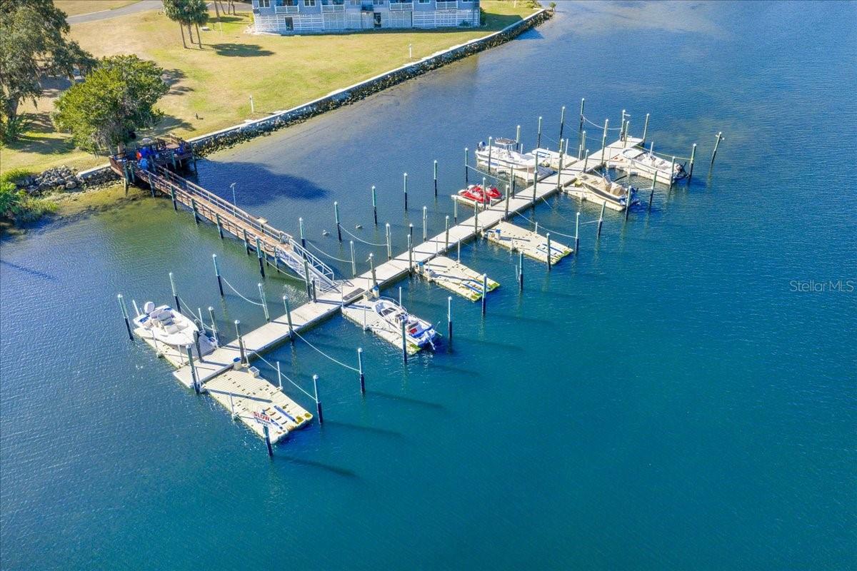 Listing photo id 44 for 11938 Blue Bayou Court 331