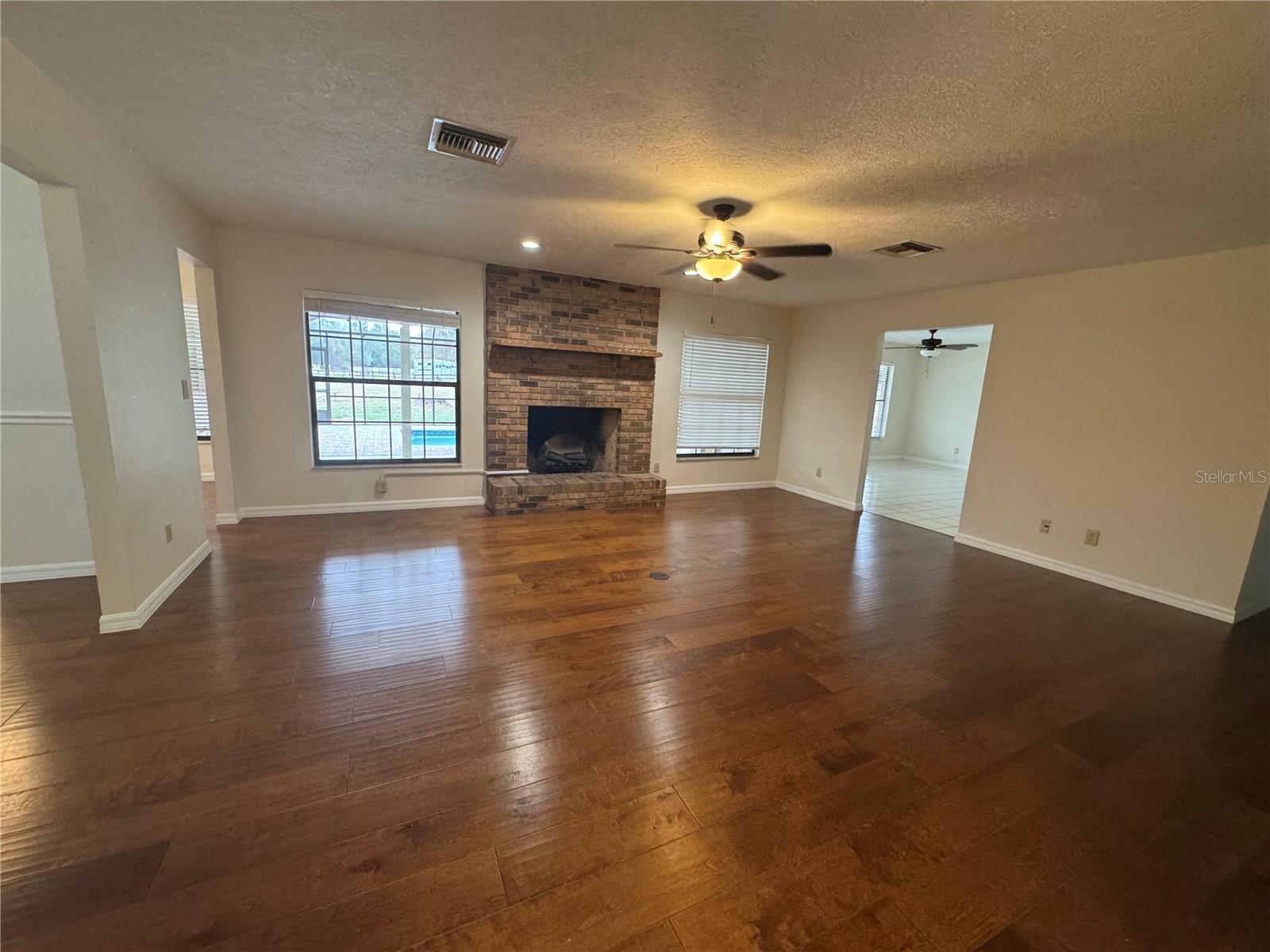 Image 6 of 33 For 8434 2nd Street