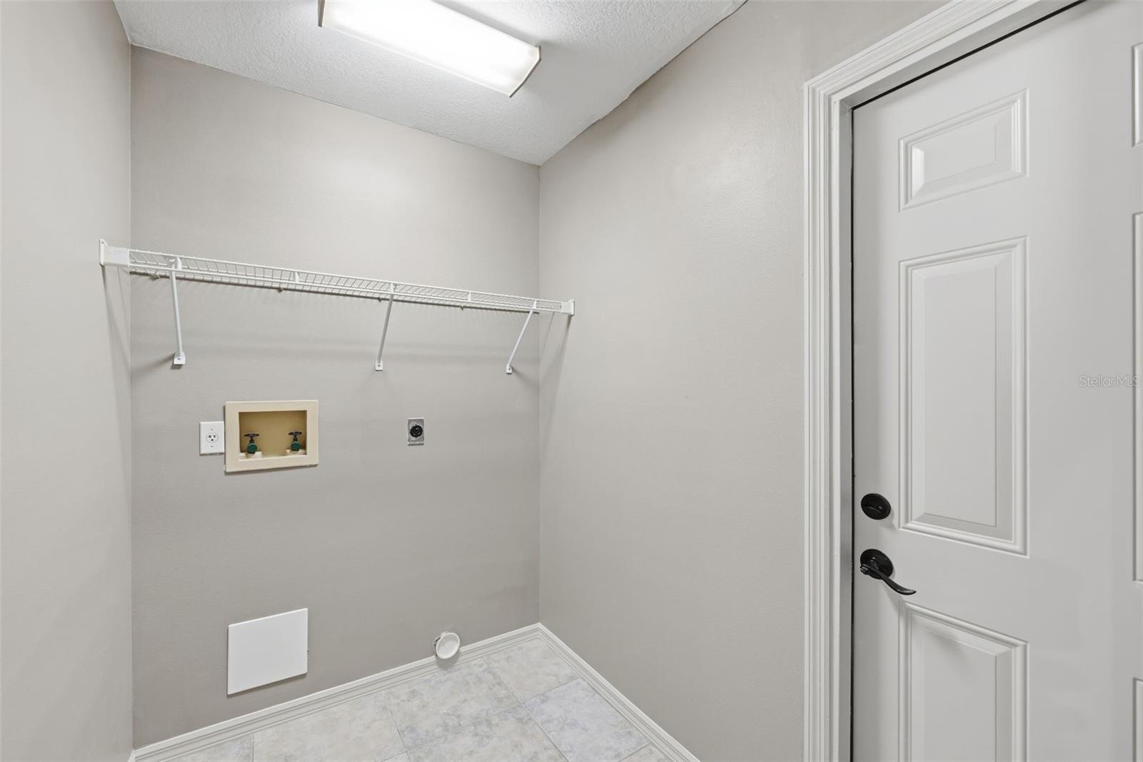 Image 10 of 33 For 6337 Lexington Drive